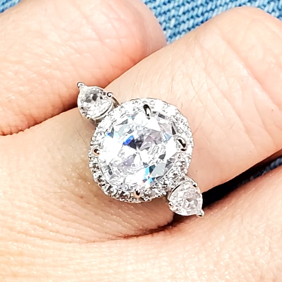 Nwot Moissanite Halo 925 Sterling Silver Ring sz 6 - Picture 11 of 15